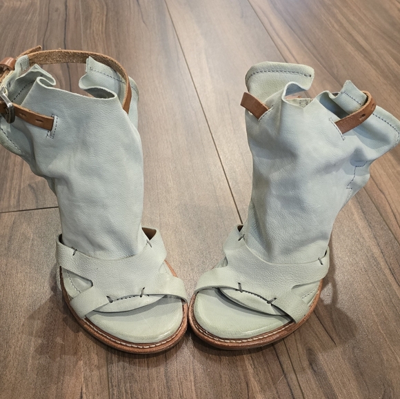 NEW A.S. 98 Heels - NWOT - Picture 3 of 8